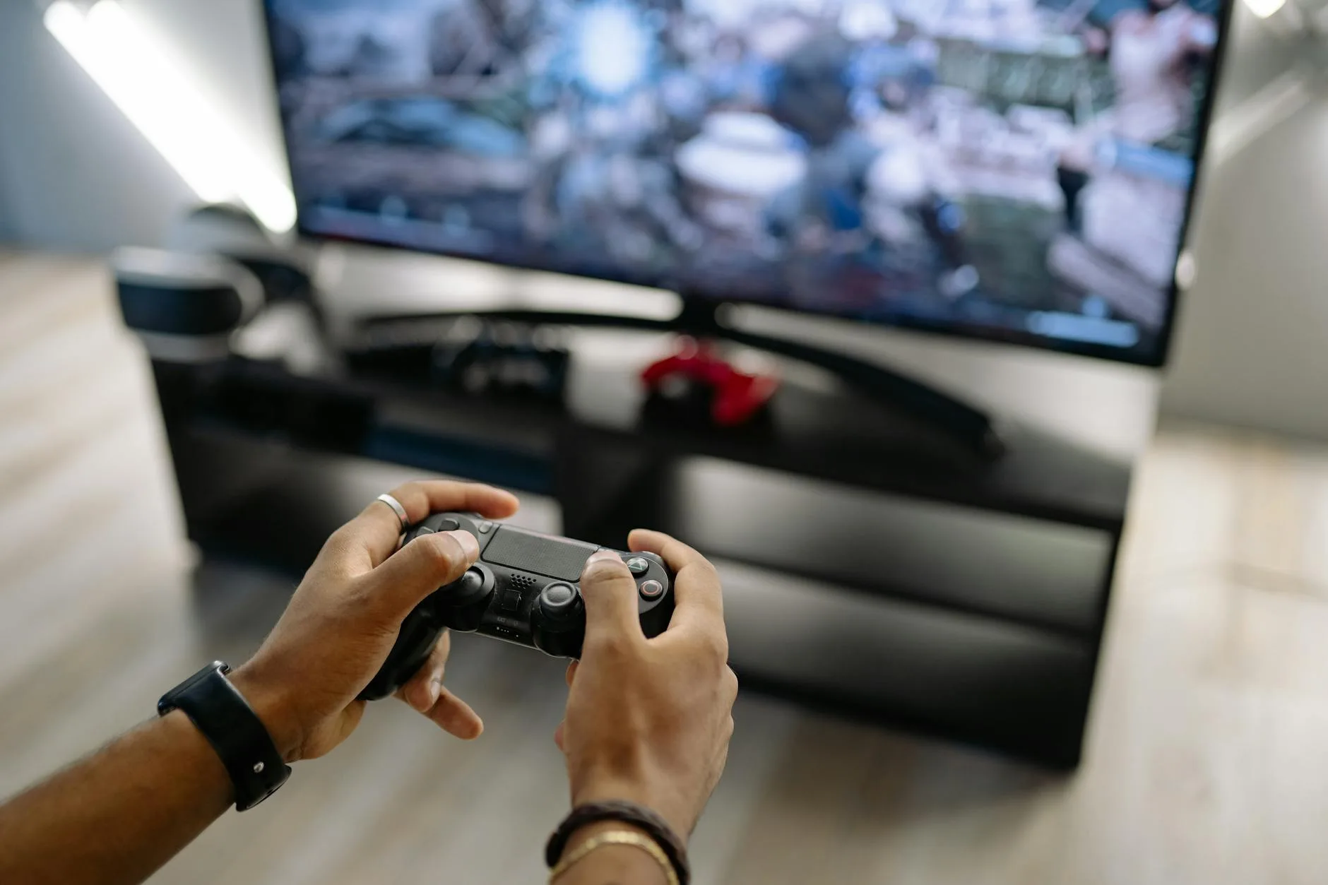 Gaming console connected to a TV for 4K gaming